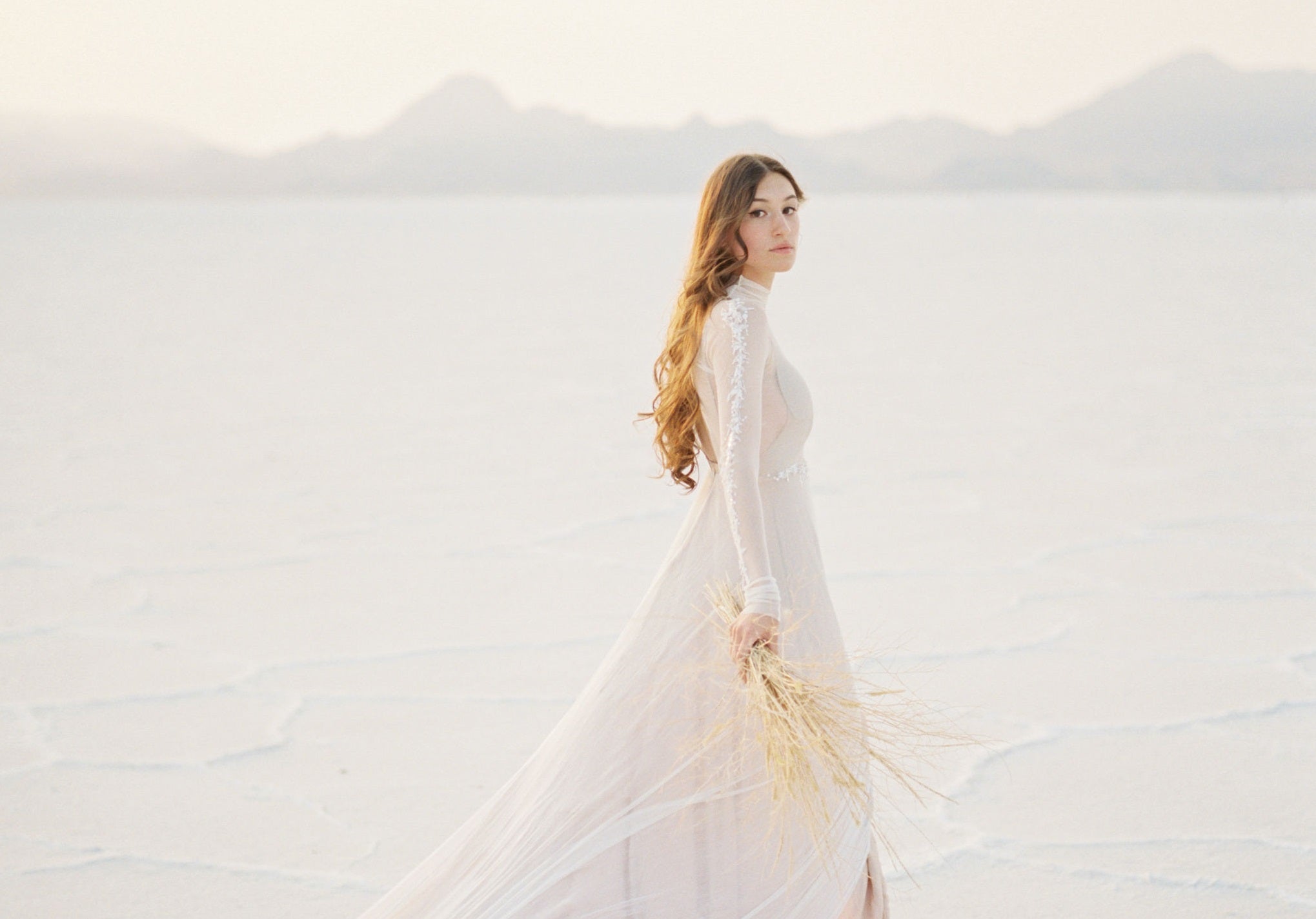 ‘A misty sunrise’ inspirational shoot