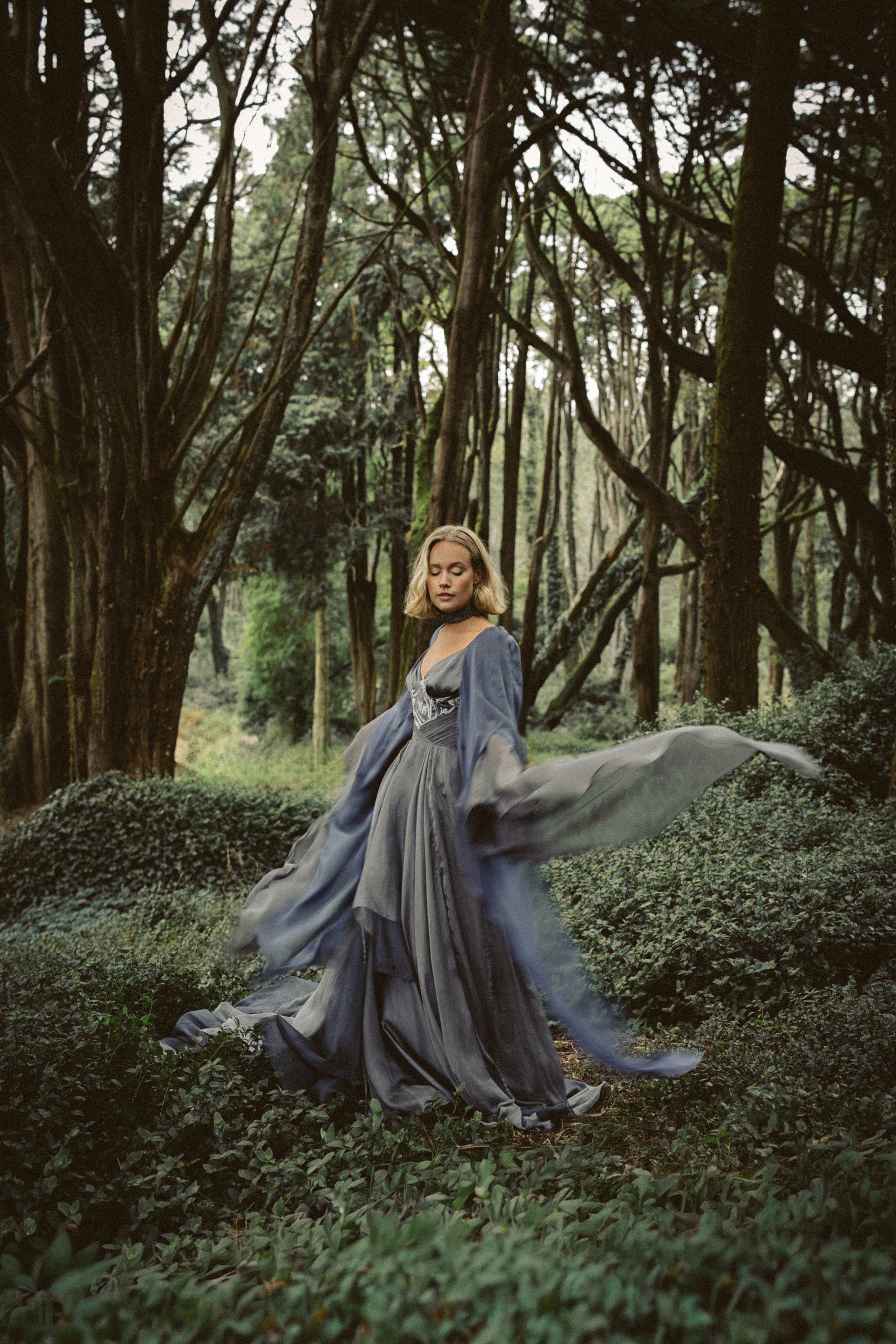 Vea — wedding dress in silk — image 3 by MYWONY