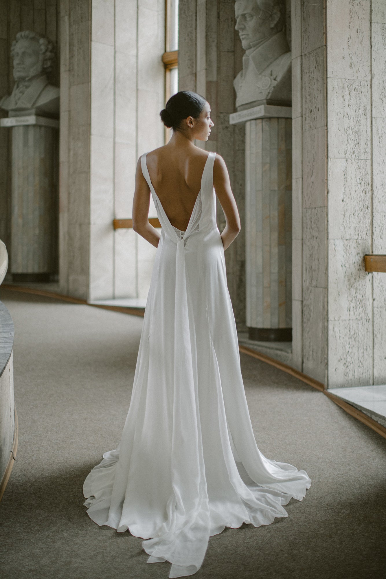 Silvia | Silk Chiffon Wedding Dress | MYWONY 4 weeks / US 4-12 / custom Silvia | Silk Chiffon Wedding Dress | MYWONY 4 weeks / US 4-12 / custom